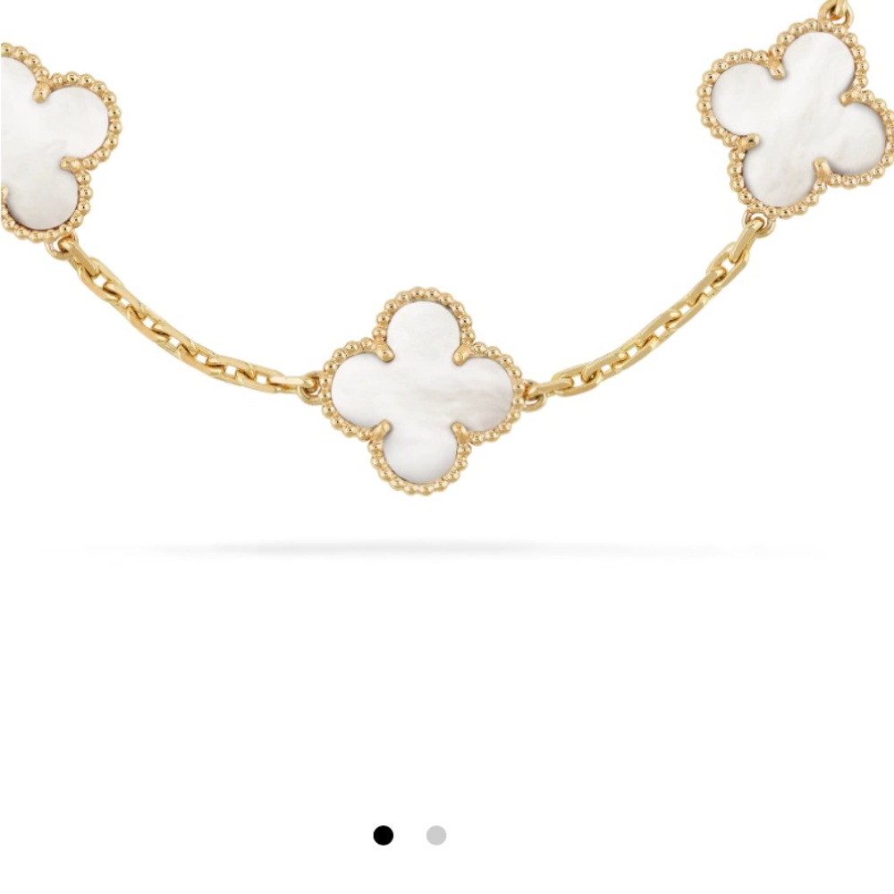 5 charm 18 kt bracelet
